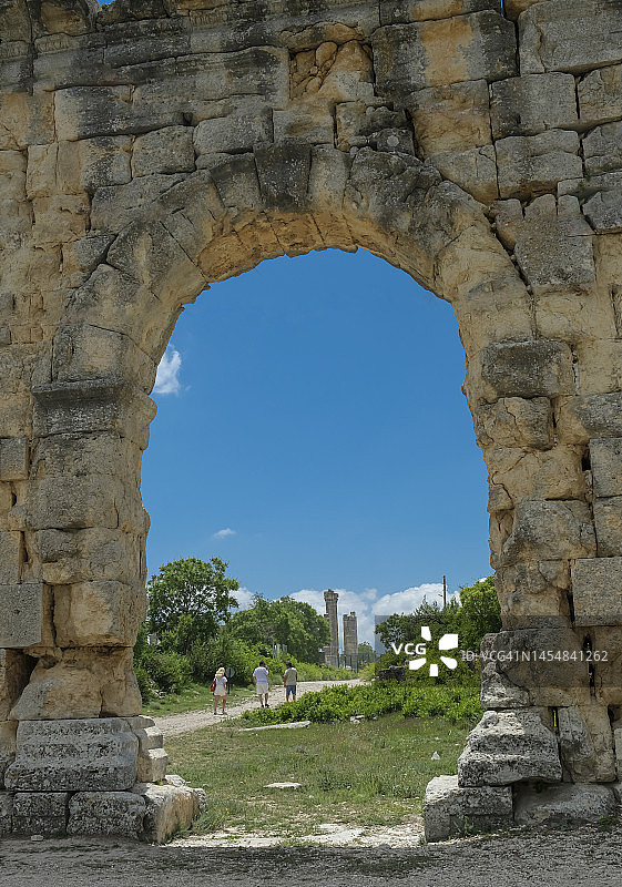 罗马时期希腊化时期建造的古城高大堡垒图片素材