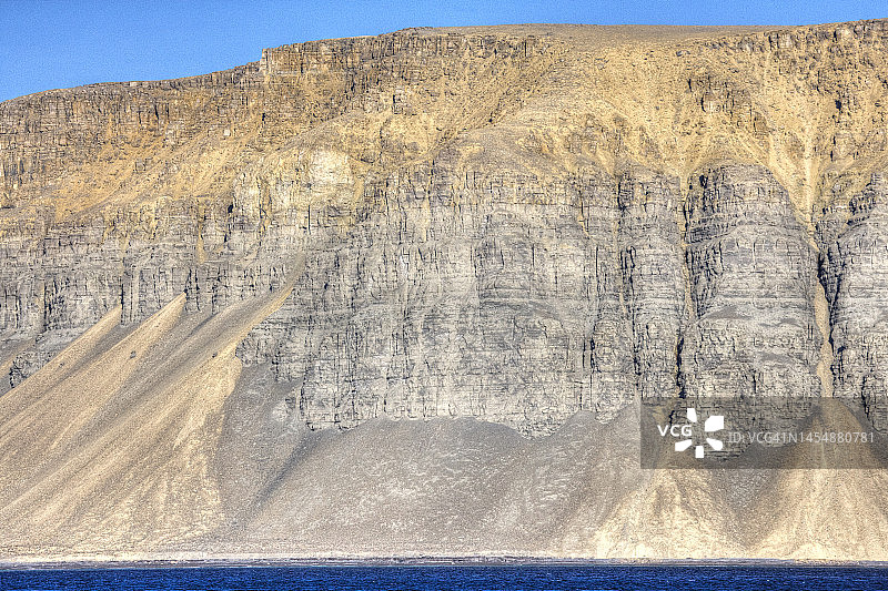 加拿大北极地区的砂岩悬崖图片素材