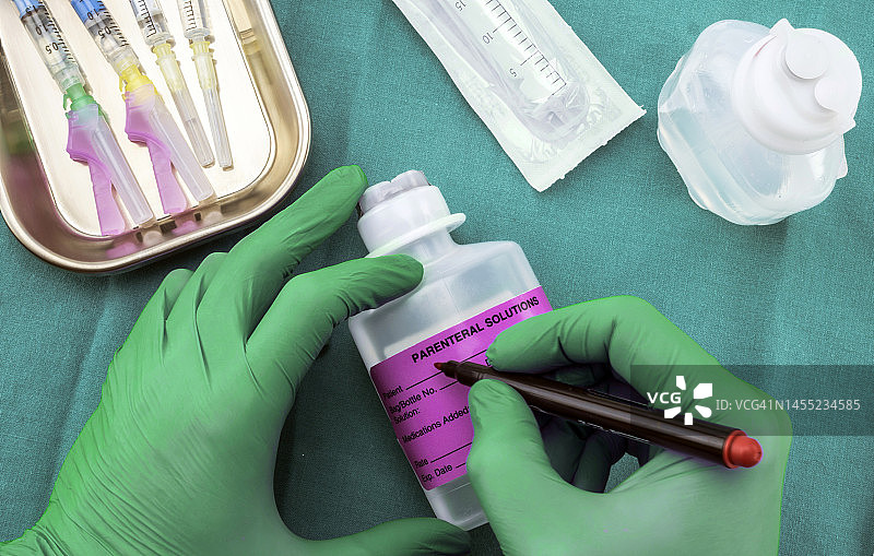 护士准备药物概念图图片素材