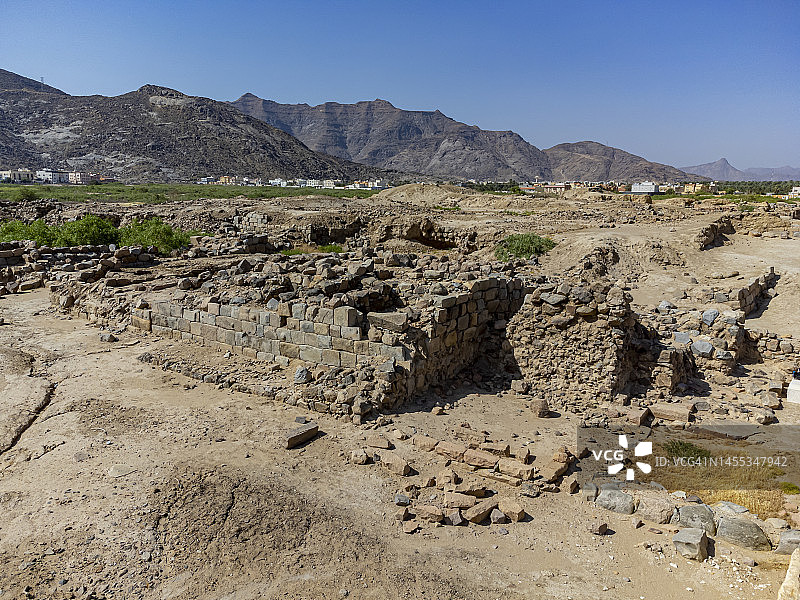 沙特阿拉伯纳季兰Al-Ukhdud考古遗址的古老岩石遗址图片素材