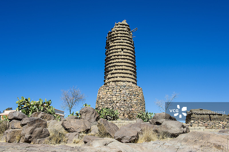 沙特阿拉伯阿西尔地区艾卜哈沙漠塔图片素材
