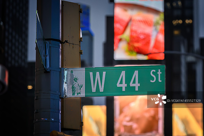 曼哈顿时代广场西44街路牌图片素材