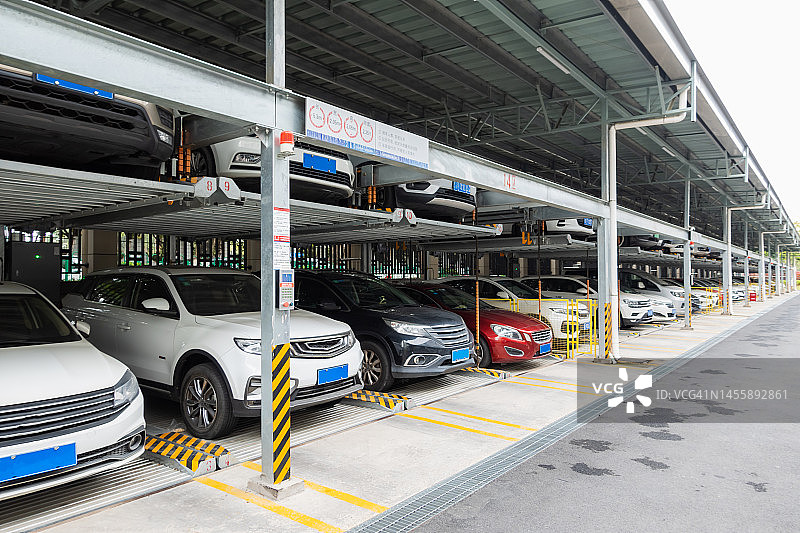 现代自动化立体车库图片素材