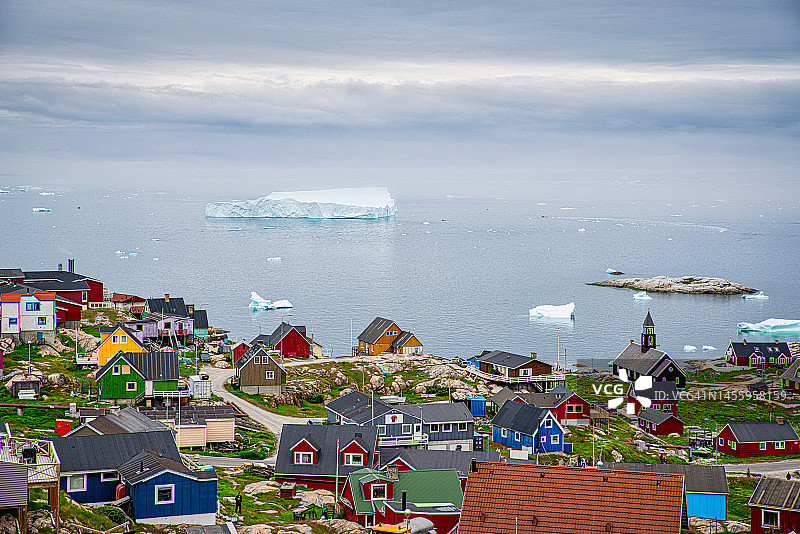 格陵兰岛伊卢利萨特多彩城镇风光图片素材