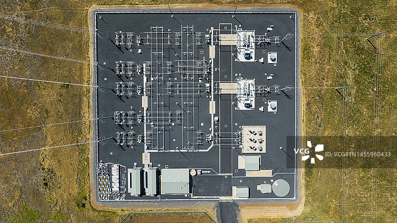 抽象的电力变电站无人机航拍景观图片素材