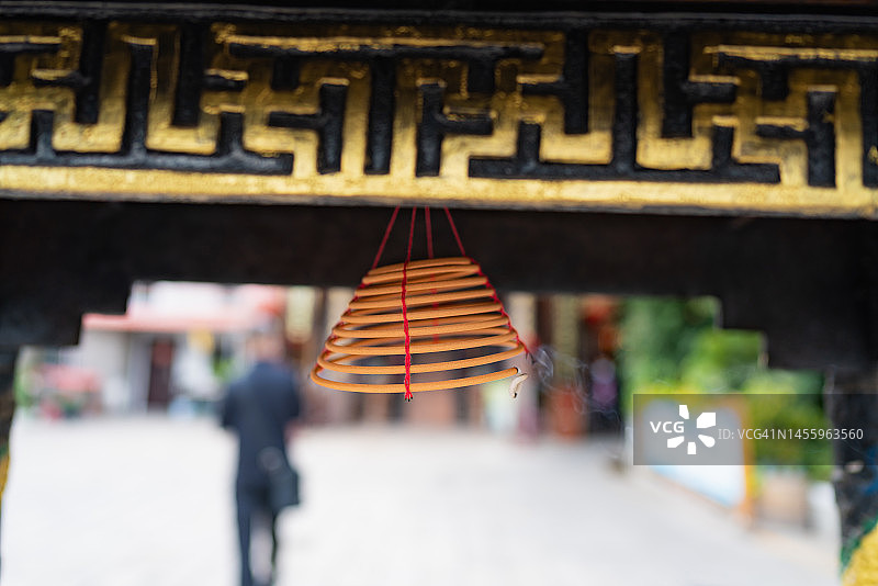 点燃的香图片素材