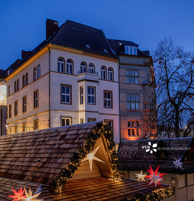 德国比勒费尔德圣诞市场广场图片素材