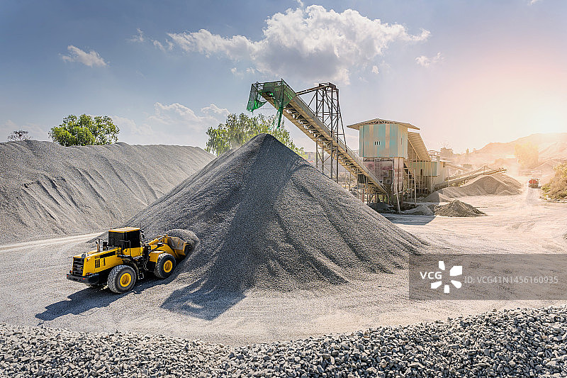 磷矿加工厂图片素材