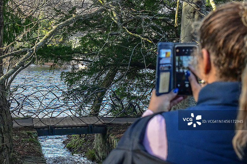 鼓舞人心的步行桥设计美景图片素材
