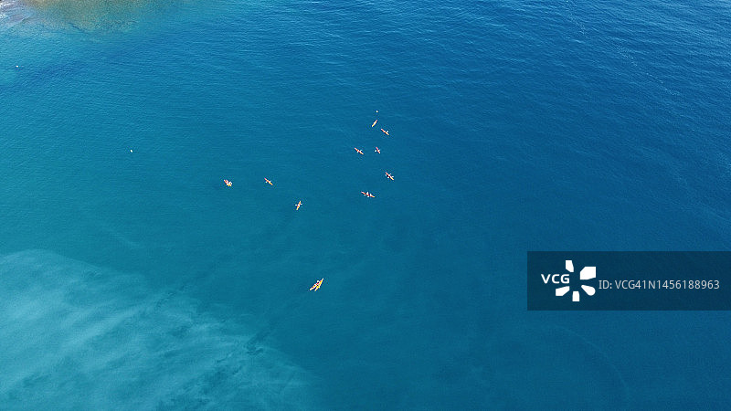 地中海上的皮划艇运动图片素材