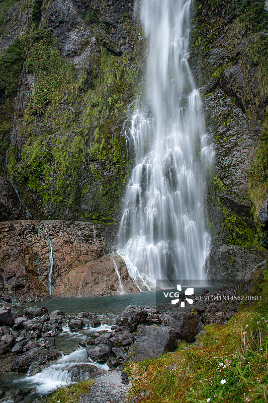 阿瑟隘口瀑布图片素材