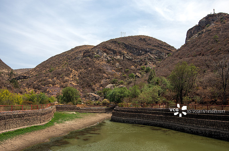 瓜纳华托州圣雷诺瓦托水坝图片素材