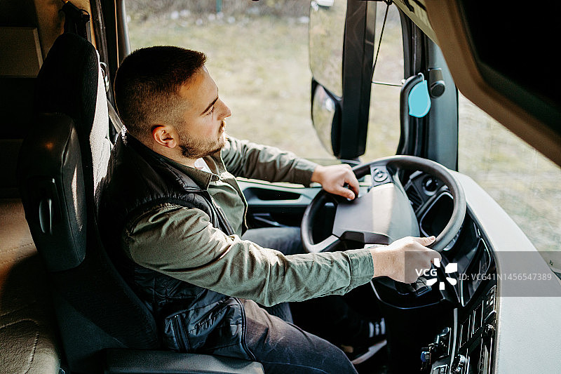 专业卡车司机图片素材