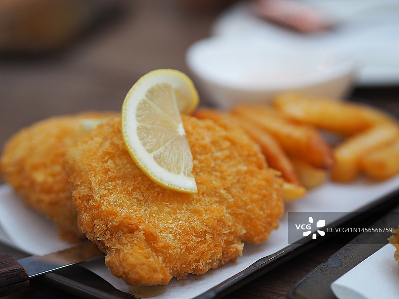 油炸鱼块图片素材