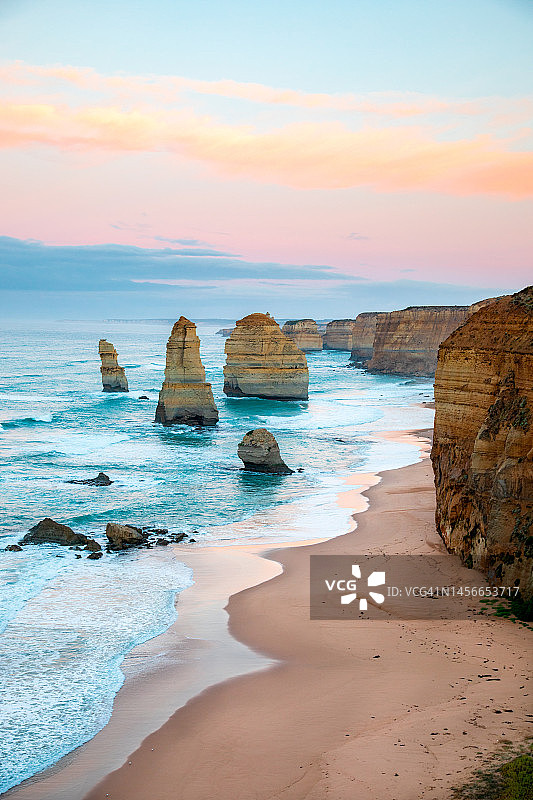十二使徒岩日出图片素材