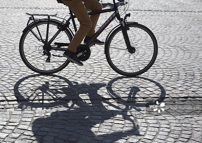 自行车阴影图片素材