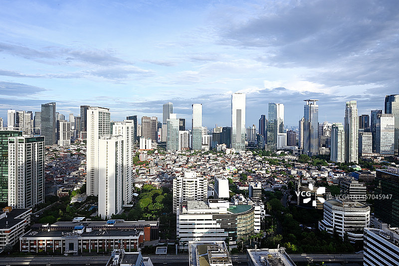 晴朗的雅加达天际线图片素材