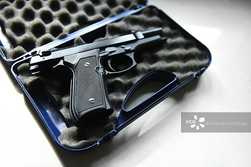 贝雷塔手枪出租图片素材