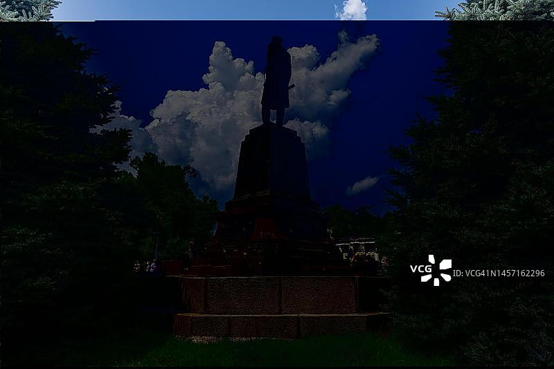 俄罗斯克里米亚塞瓦斯托波尔纳希莫夫海军上将纪念碑图片素材