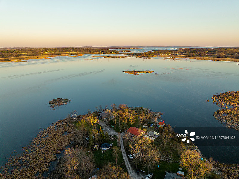 加拿大安大略省锡姆科湖日出沼泽图片素材