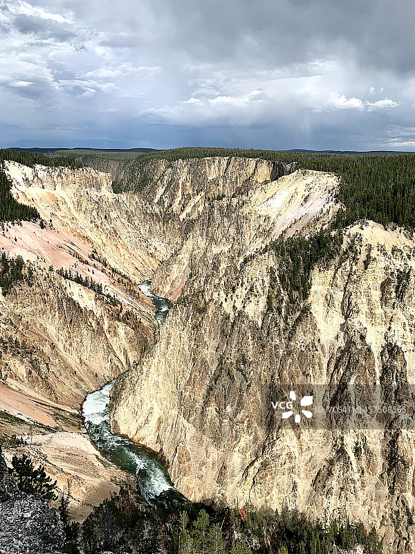 黄石河与黄石峡谷图片素材