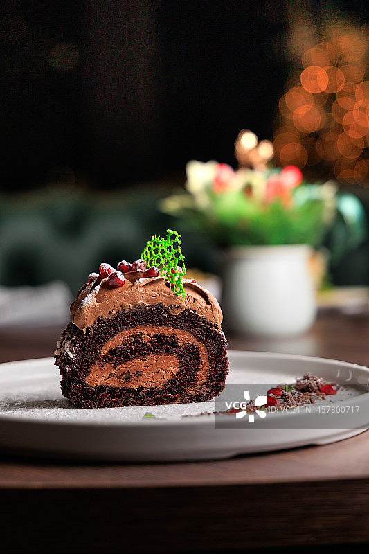 圣诞树桩蛋糕，意大利圣诞甜点图片素材