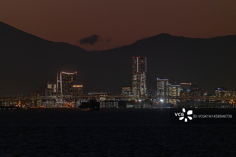 日本横滨市的城市建筑灯光图片素材