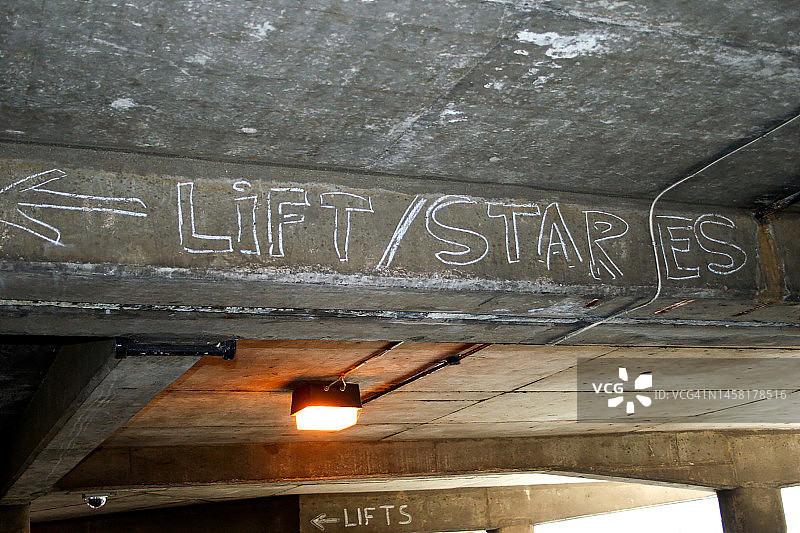 停车场粉笔标志图片素材