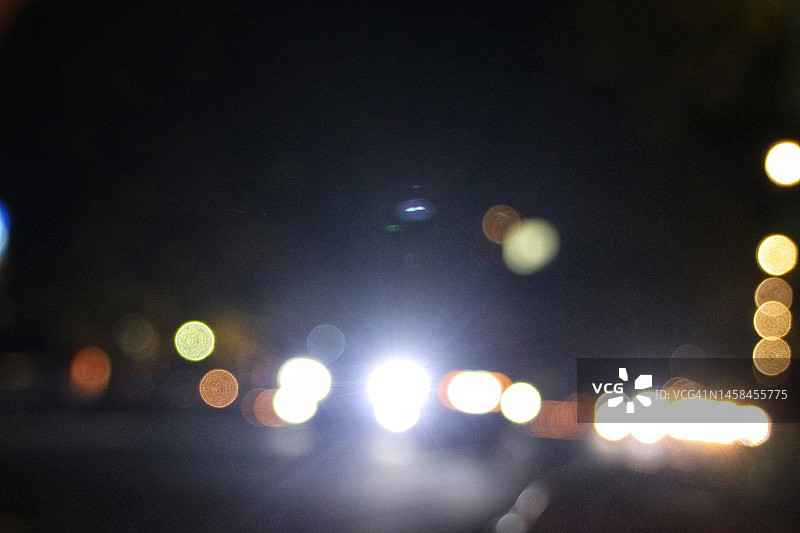 城市灯光的虚化图像图片素材