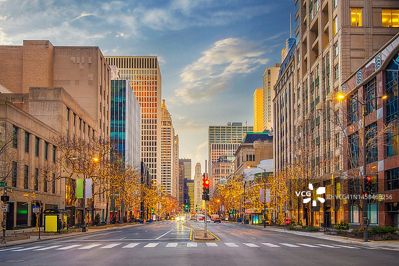 大城市里的街道图片素材