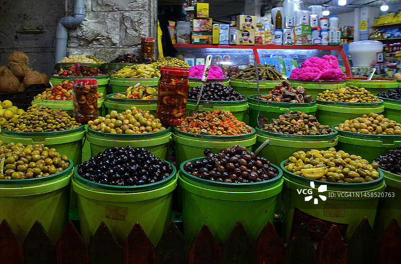 约旦安曼的橄榄市场图片素材