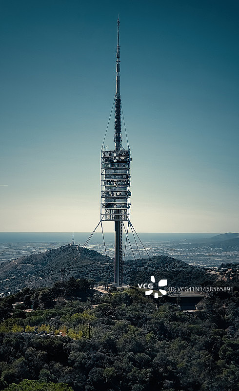 西班牙巴塞罗那科尔塞罗拉电信塔图片素材