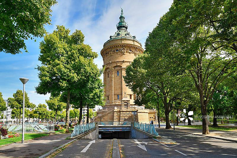 德国曼海姆水塔地下停车场入口图片素材