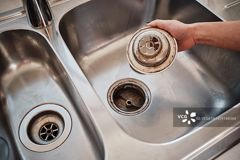 有污渍的厨房水槽图片素材