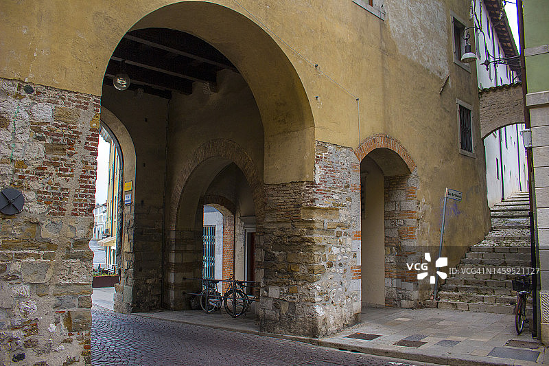 意大利乌迪内马宁门图片素材