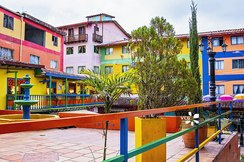 哥伦比亚多彩小镇瓜塔佩图片素材