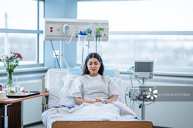 医院里的女人图片素材
