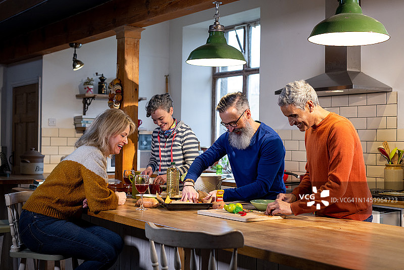 一起做晚餐图片素材