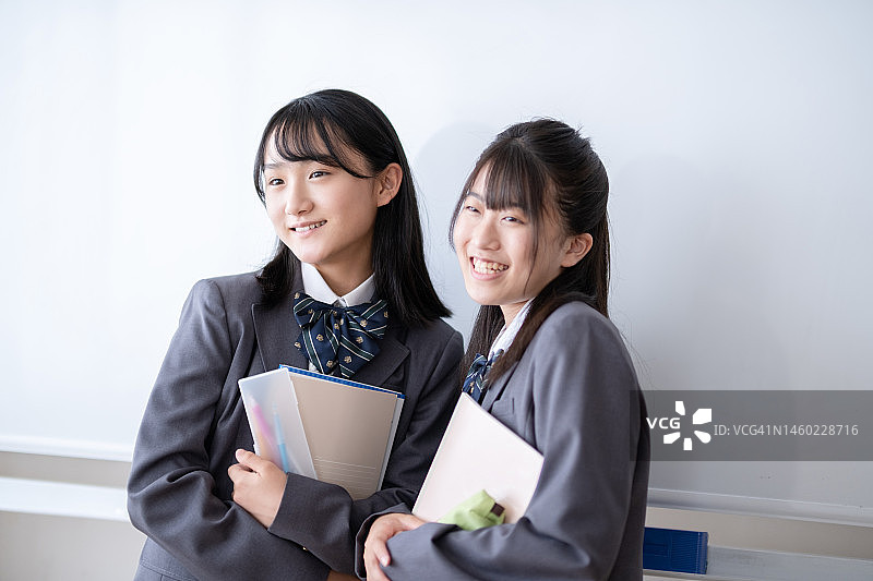 初中生肖像图片素材