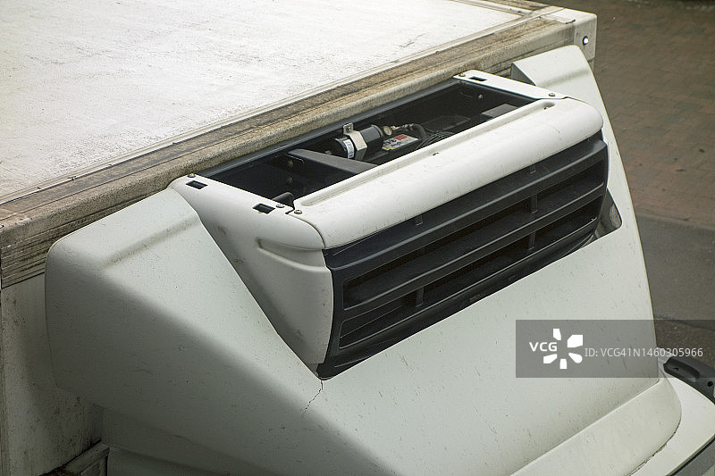 安装在车辆上的空调图片素材