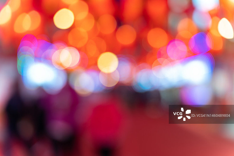 大连天津街庙会的游客景象图片素材