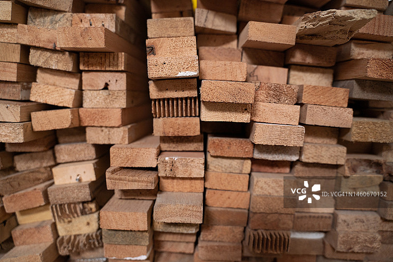 用作背景和纹理的木质建筑材料图片素材