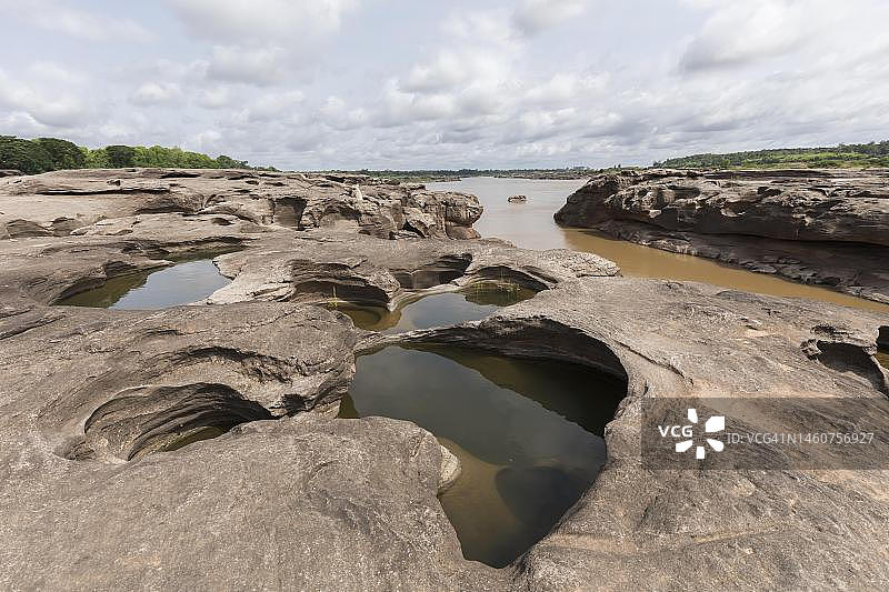 泰国乌汶叻差他尼府湄公河三攀博图片素材