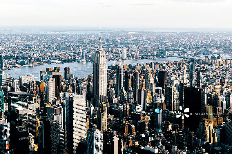 美国纽约市帝国大厦城市景观航拍图片素材
