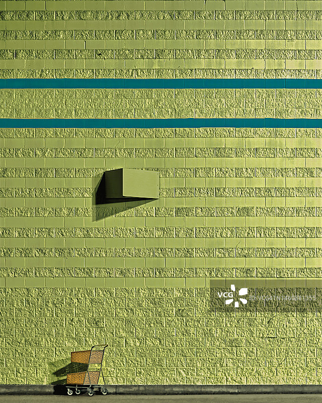 夜晚黄色墙壁图片素材