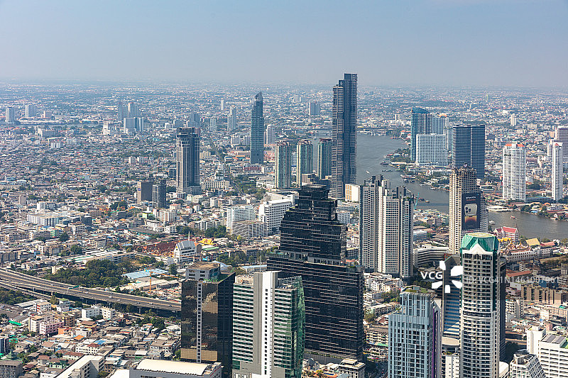 泰国曼谷湄南河沿岸的摩天大楼，2023图片素材
