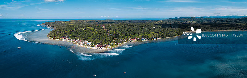 印度尼西亚尼亚斯索拉克海滩鸟瞰图图片素材