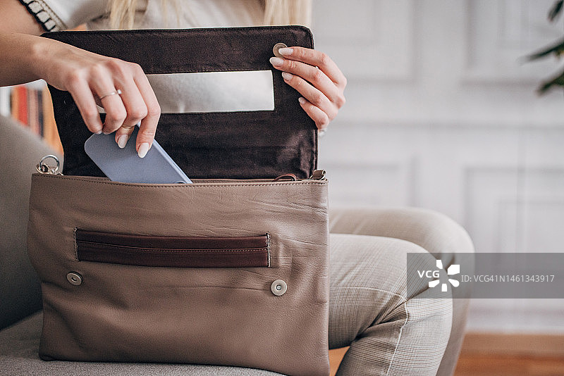 现代女性图片素材