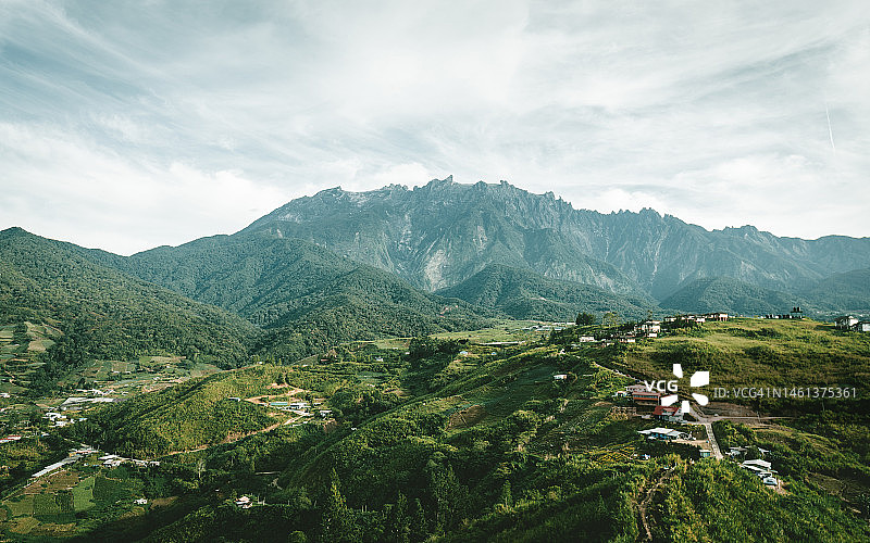 马来西亚京那巴鲁山天空美景图片素材