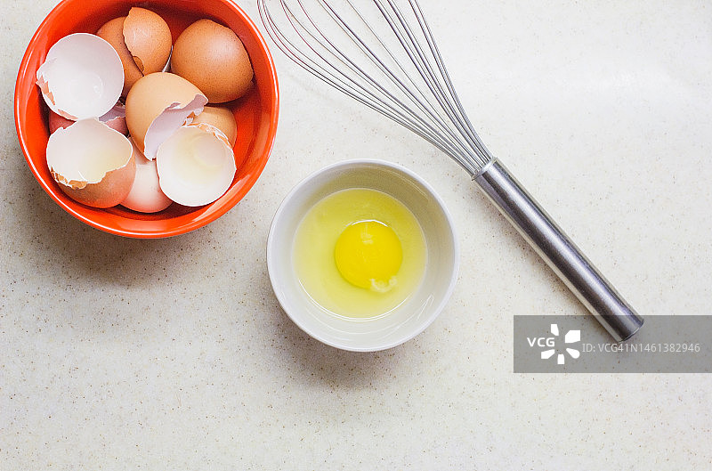 带有纹理高光的破碎贝壳摄影图片素材